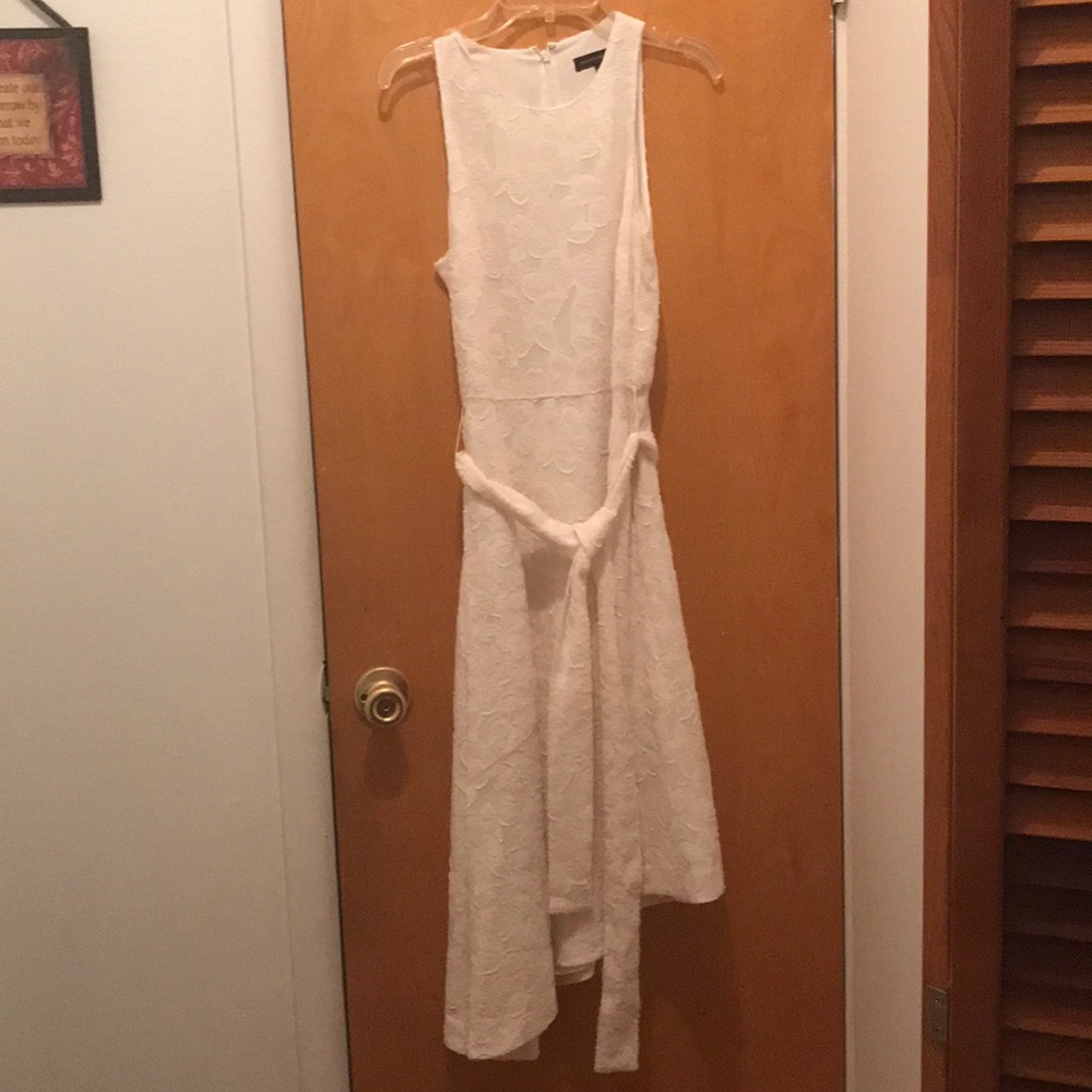White Banana Republic dress size 0